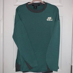 Nike Women's Softball Crew